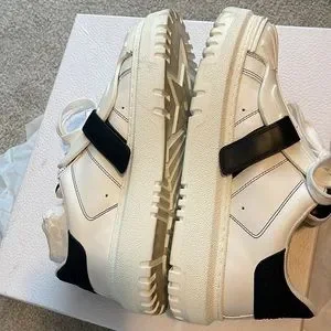 スニーカー Dior-ID Leather Sneakers Dior White Leather and Rubber Dior-ID Sneakers – Fashion